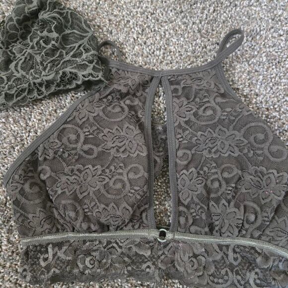Women's Green Lace Halter Criss Cross Back Set of Two Bralette Bra Small - Picture 3 of 5